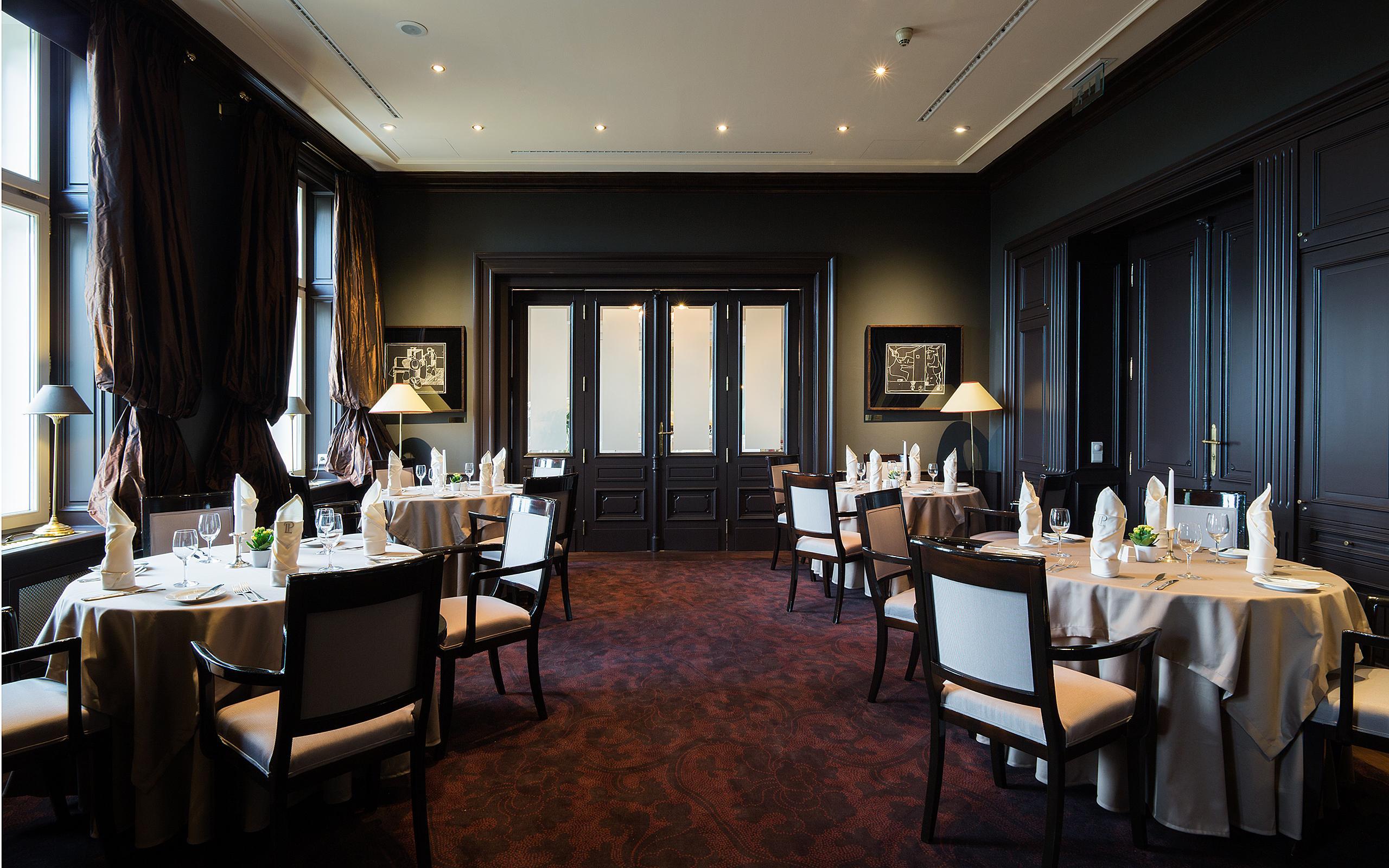 Le Palais Art Hotel Praga Exterior foto The dining room at the club